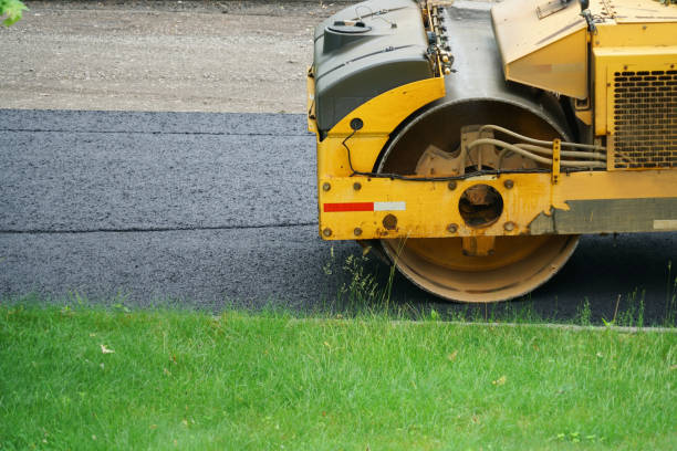 Reasons to Select Us for Your Driveway Paving Requirements in Frontenac, MO